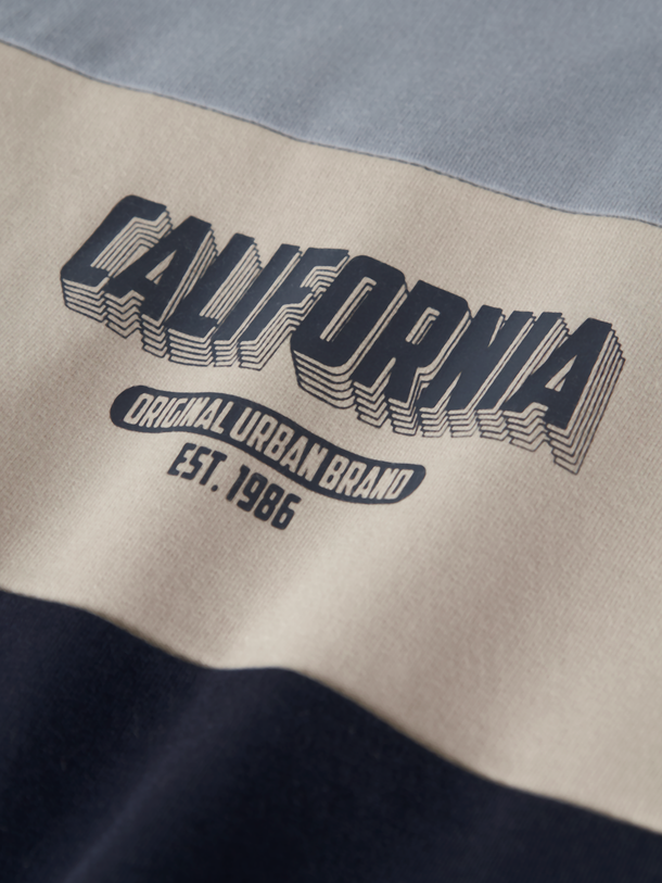 Product BUZO VEMIL - Navy Blazer Print:California Navy - Image 2